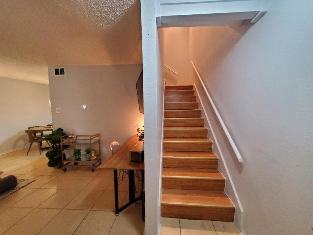 Condo Near Downtown Austin - 2Br エクステリア 写真